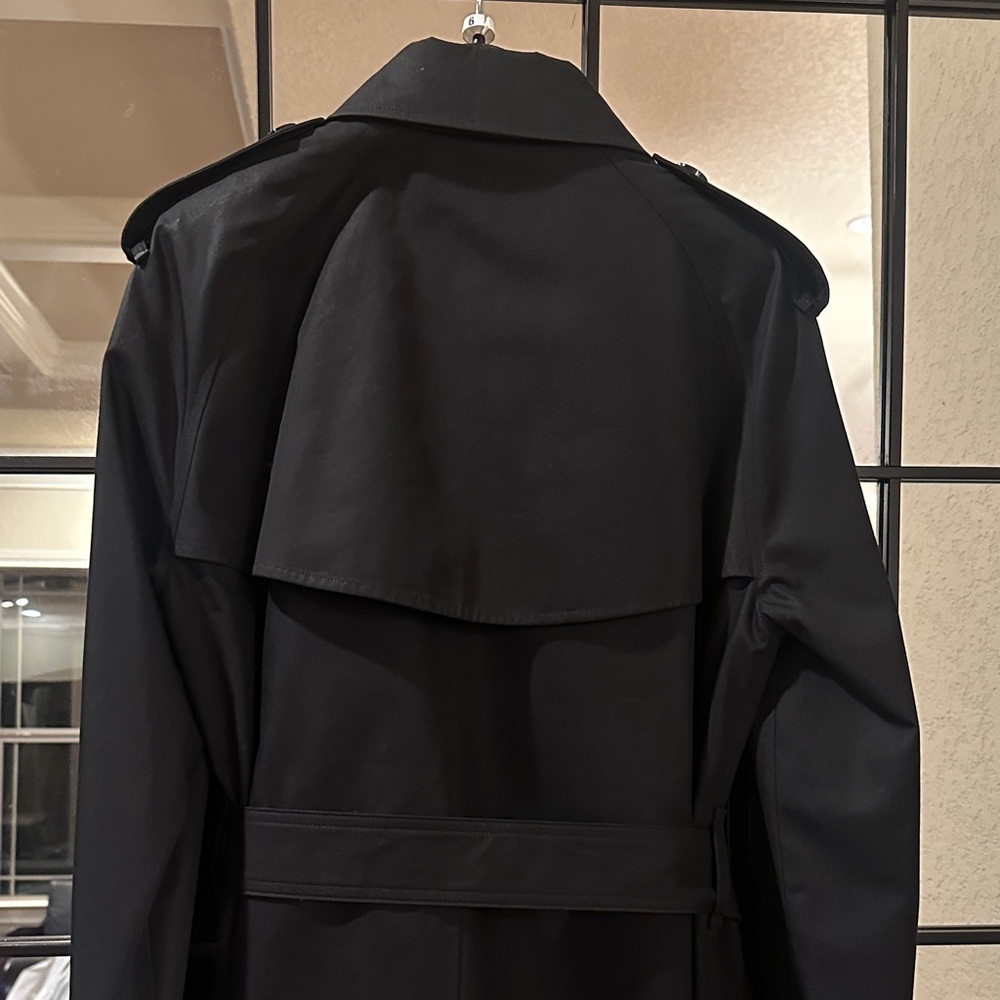 Woman’s Burberry Hillington Black Trench Coat with Signature Plaid Lining US 6 - Picture 11 of 12